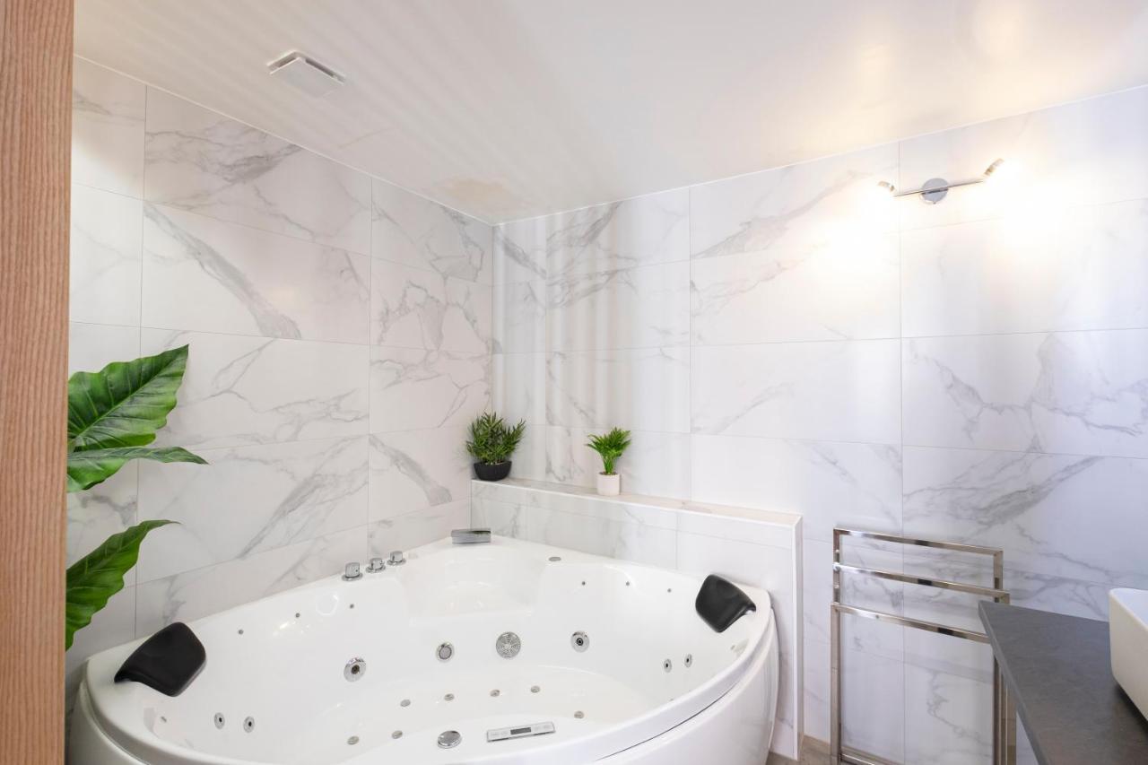 Apartmán Petit Cocon Au Centre D'Annecy Exteriér fotografie